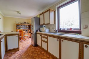 Kitchen/Diner- click for photo gallery